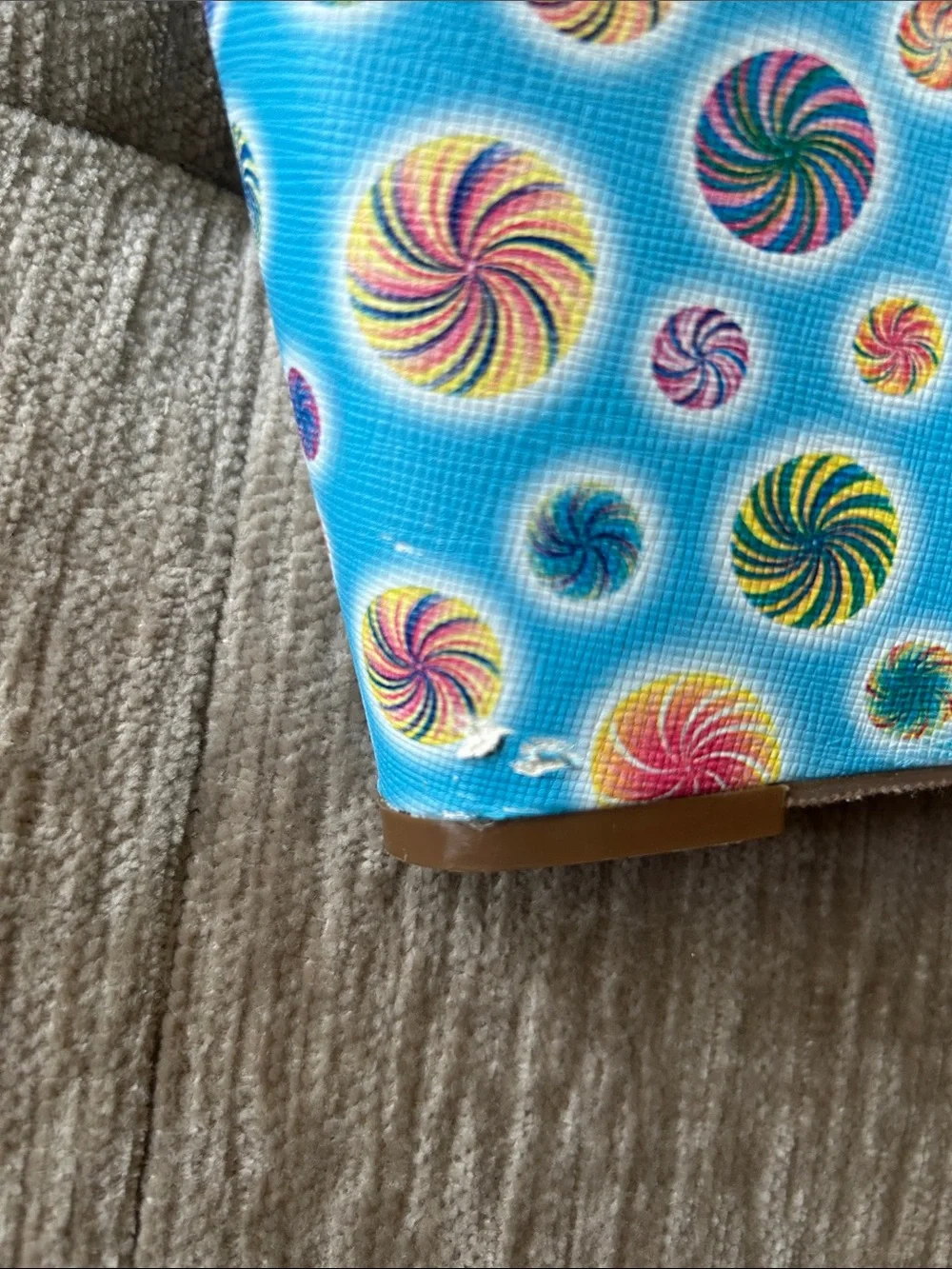 Chinese Laundry Jolly Pop Multi-Color Swirl Wedge Sandals 7M